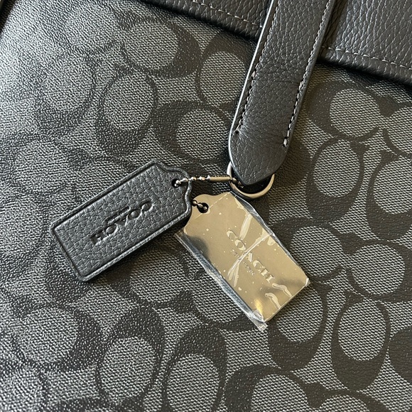 Coach Sullivan Portfolio signature brief case - Picture 3 of 9